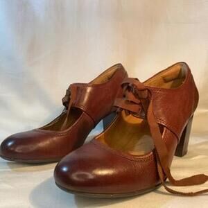 Indigo by Clarks Town Cloak Cognac 9 M US 7 UK 41 EU